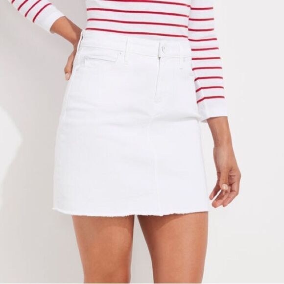 Vineyard Vines White Denim Skirt Size 4 - Picture 1 of 11